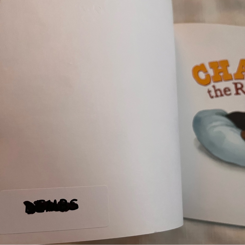 Charlie the Ranch Dog Book The Pioneer Woman Ree Drummond - Picture 5 of 6